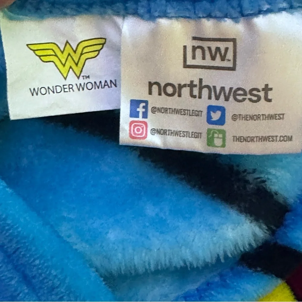 Northwest Wonder Woman Blue Fleece Blanket comfy Throw L
